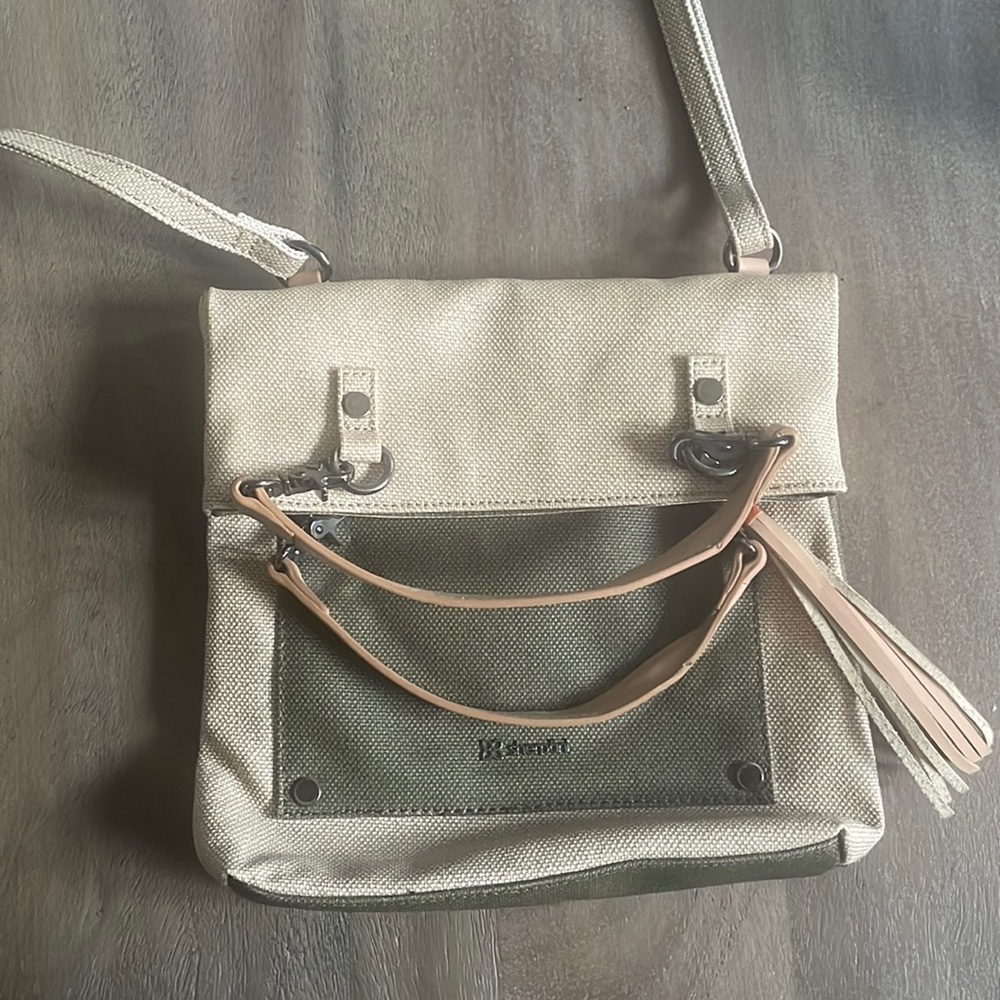 Sherpäni crossbody purse